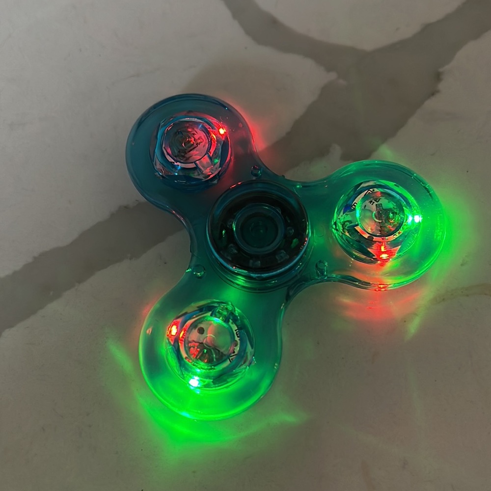 Light Up Fidget Spinner - Picture 2 of 2